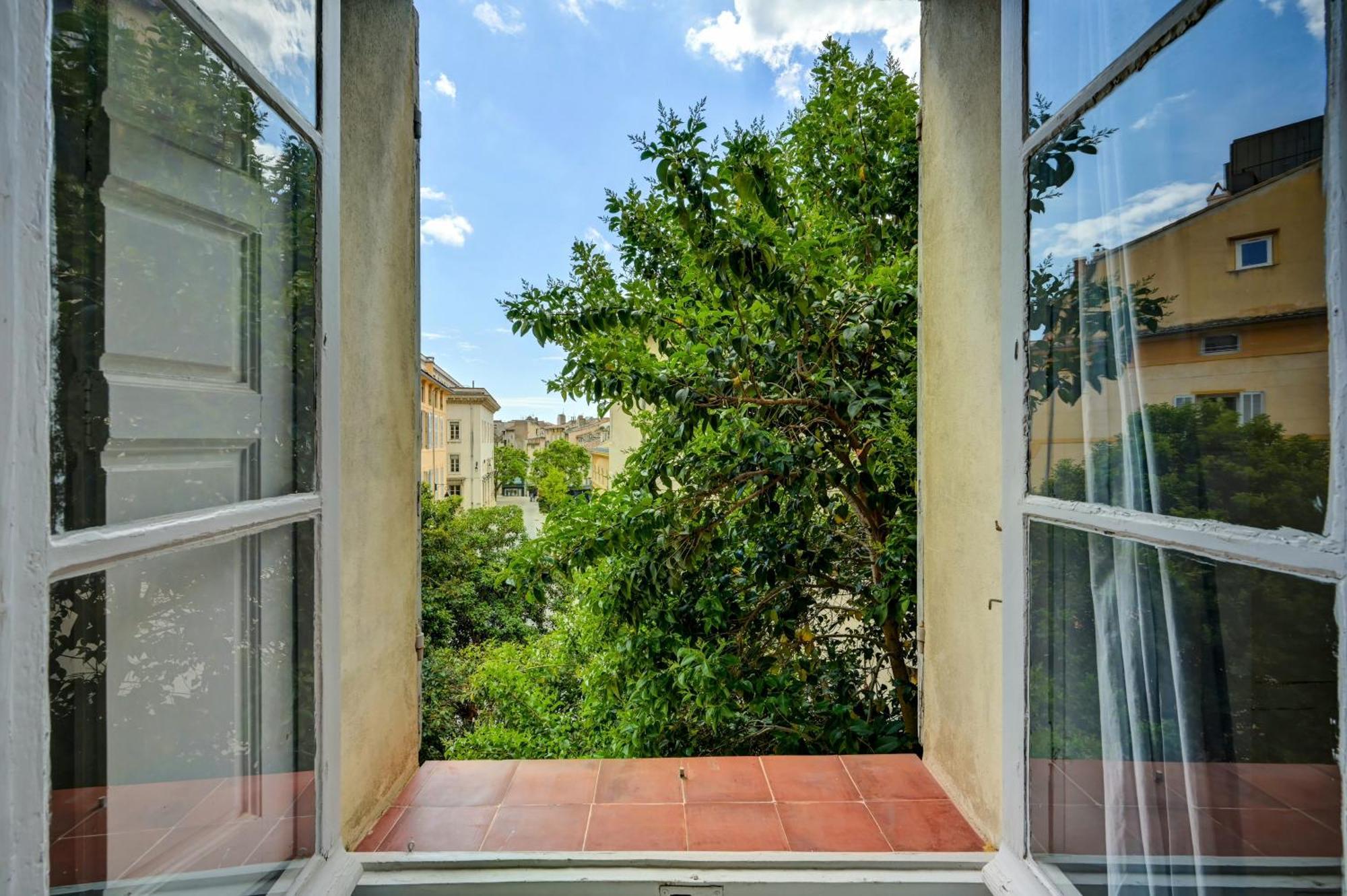 Les Suites De Montigny Екс-ан-Прованс Номер фото